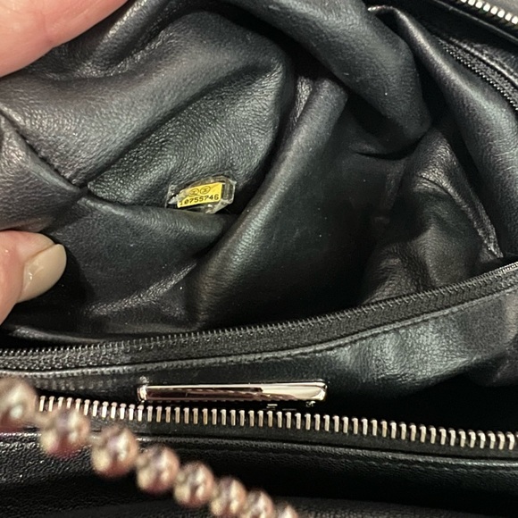 CHANEL Large Chain Trim Luxe Ligne Bowler Boston Bag - Picture 9 of 14